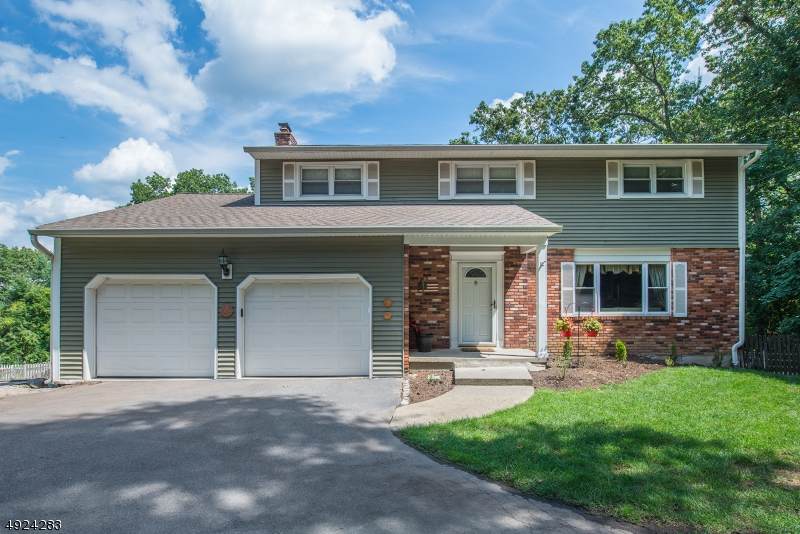 230 Hilltop Ct - Photo 1