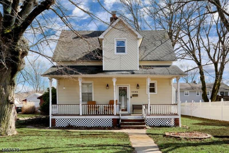 1192 Ringwood Ave - Photo 1