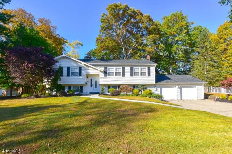 110 Fieldstone Pl - Photo 1