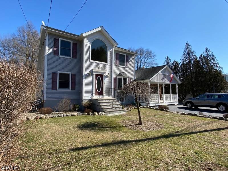 10 Meadow St - Photo 1