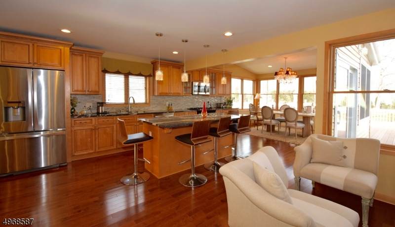 68 Sherwood Rd - Photo 1