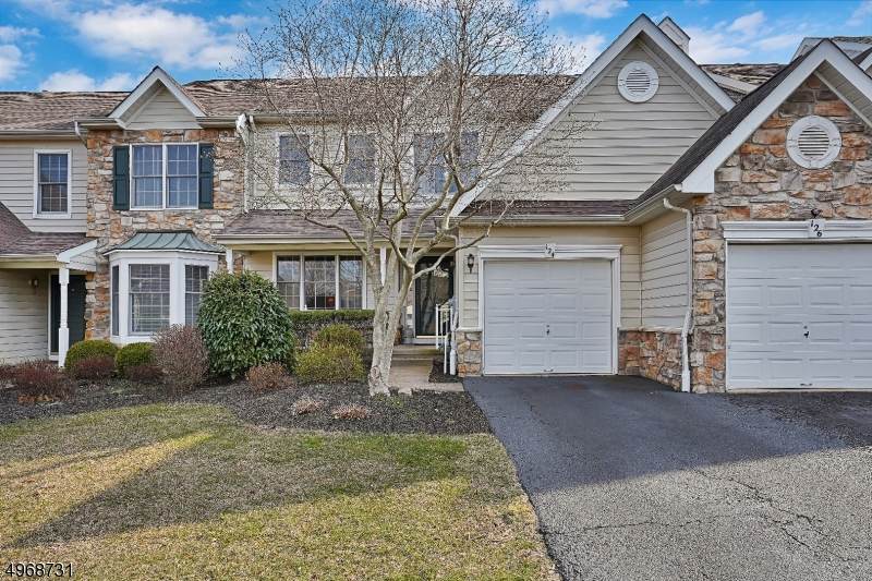 124 Patriot Hill Dr - Photo 1