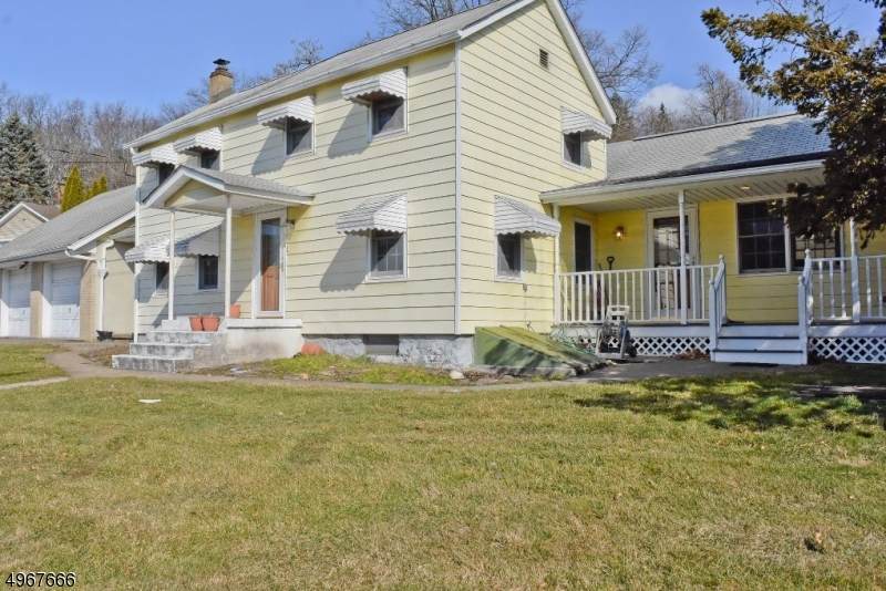 253 Mt Hope Ave - Photo 1