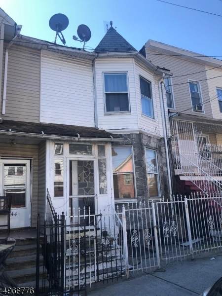 144 4TH AVE - Photo 1