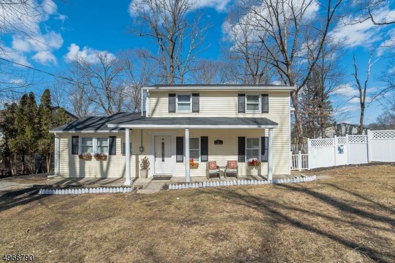 31 Eugene Rd - Photo 1