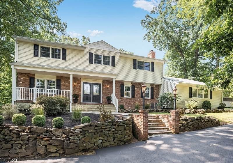114 Smoke Rise Drive - Photo 1