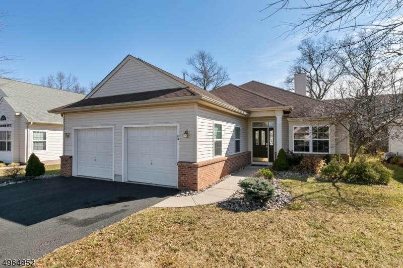 94 Renaissance Blvd - Photo 1