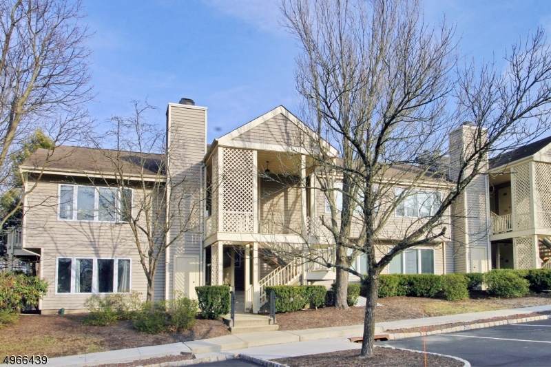 47 Augusta Dr - Photo 1
