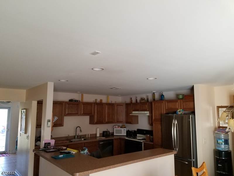 12 Peach Tree Ln - Photo 1