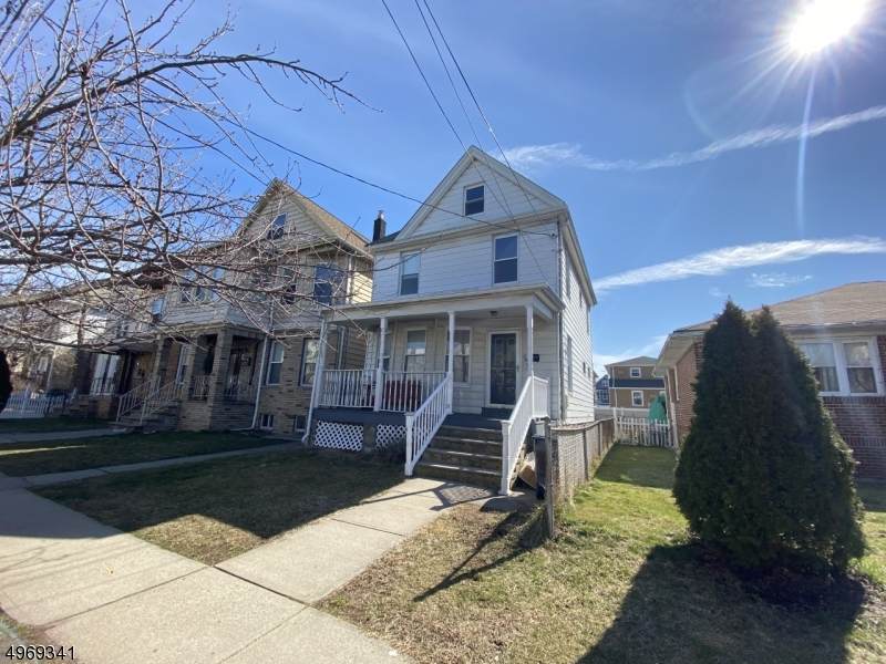 54 Beech St - Photo 1