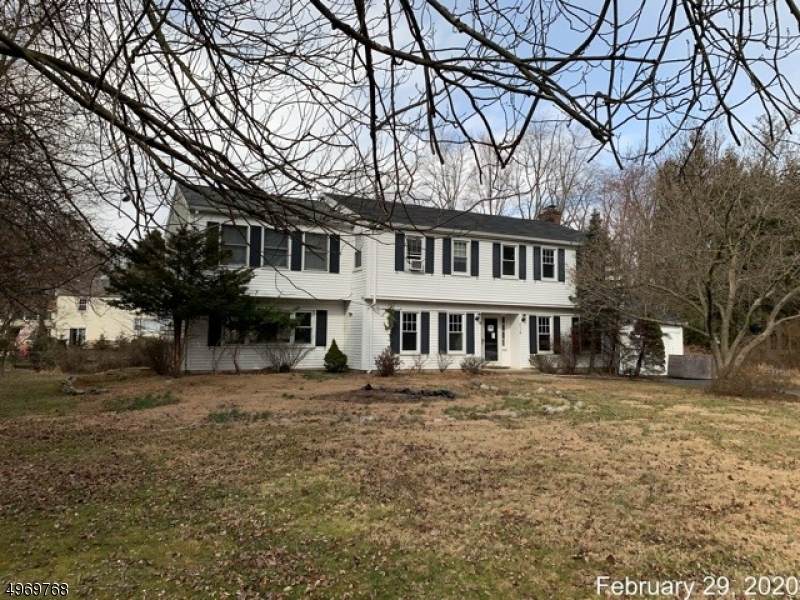 614 Charles Ct - Photo 1