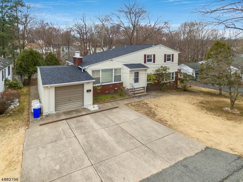 109 Woodhaven Dr - Photo 1
