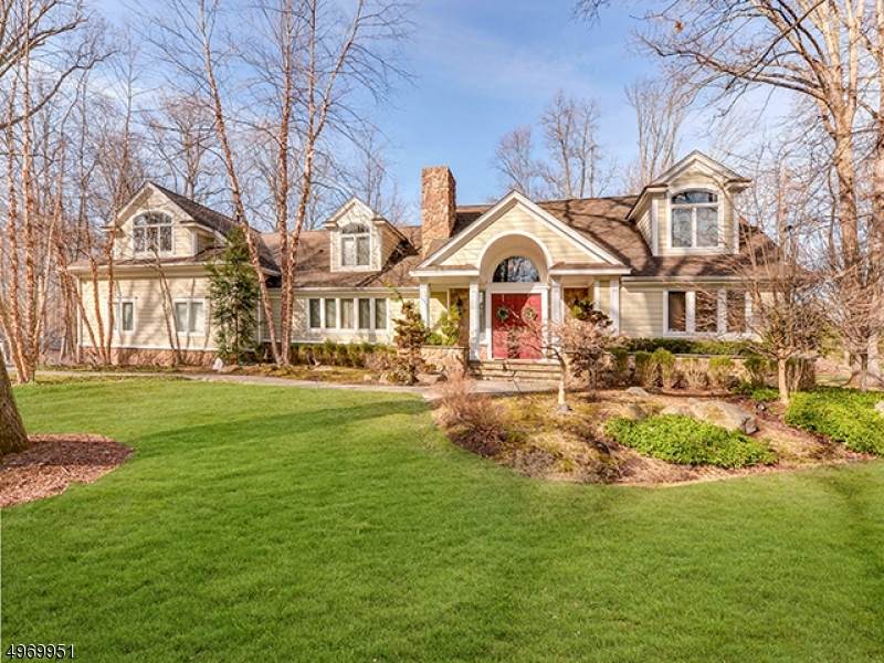 19 Robin Ridge Rd - Photo 1