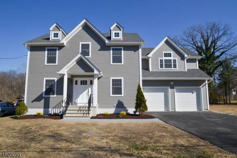 19 Elm Ave - Photo 1