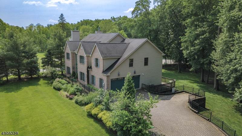 243 Horseneck Rd - Photo 1