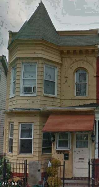 267 Garside St - Photo 1