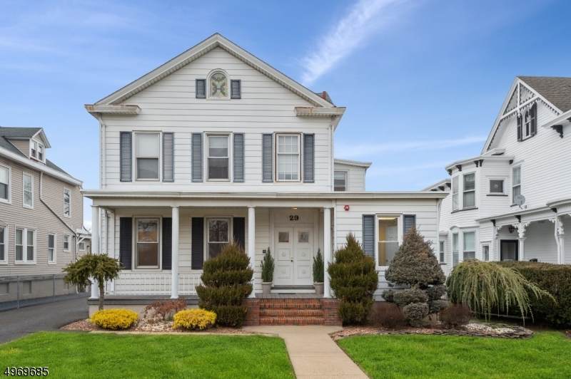 29 E High St - Photo 1