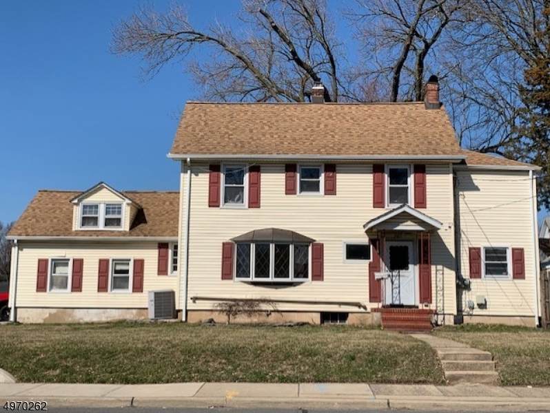 2003 Maple Ave - Photo 1