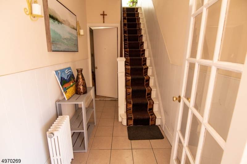 611 4TH AVE - Photo 1