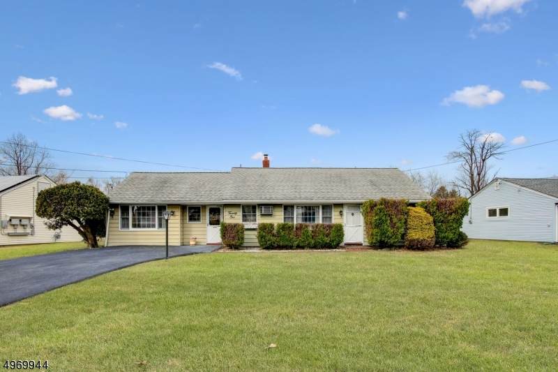 21 Beverly Way - Photo 1