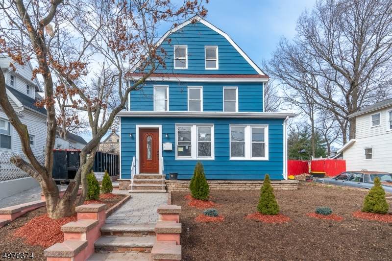 127 Stephens St - Photo 1