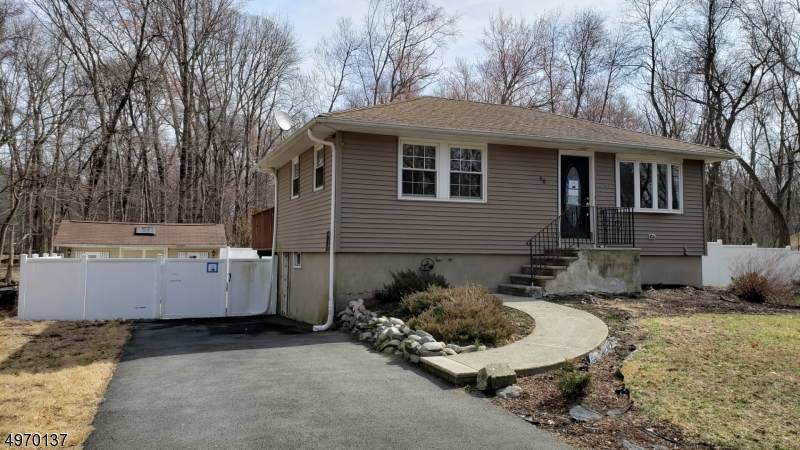 46 Marlin Ave - Photo 1