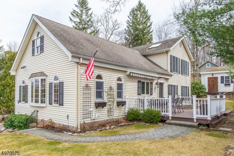 11 Old Lake End Rd - Photo 1