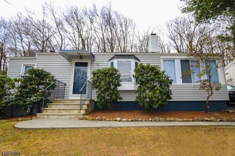 12 Hibernia Rd - Photo 1
