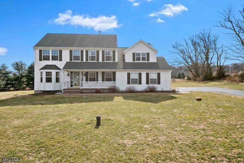 2 Weston Dr - Photo 1