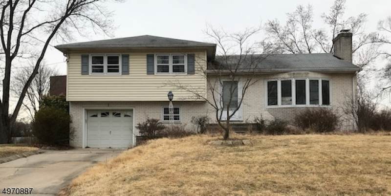 31 Manor Dr - Photo 1