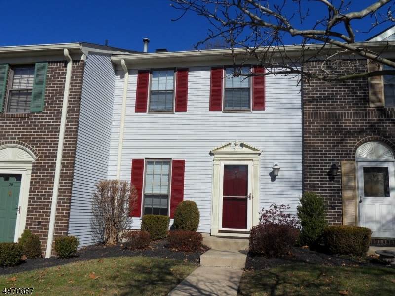 37 Woodward Ln - Photo 1
