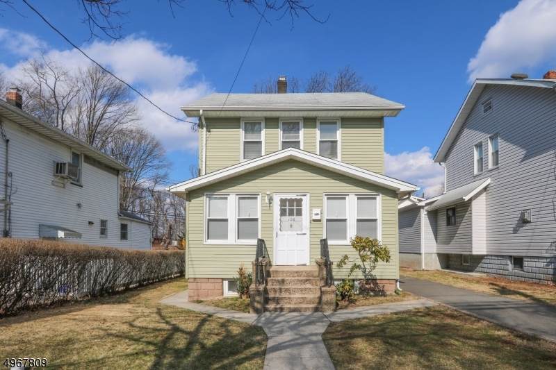 106 Oak Ridge Ave - Photo 1