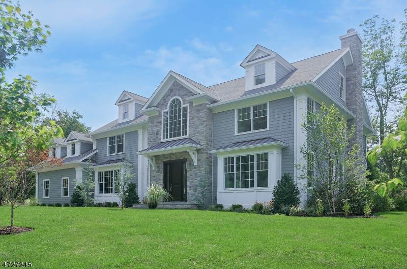 7 Saratoga Way - Photo 1