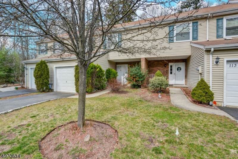 111 Saratoga Sq - Photo 1
