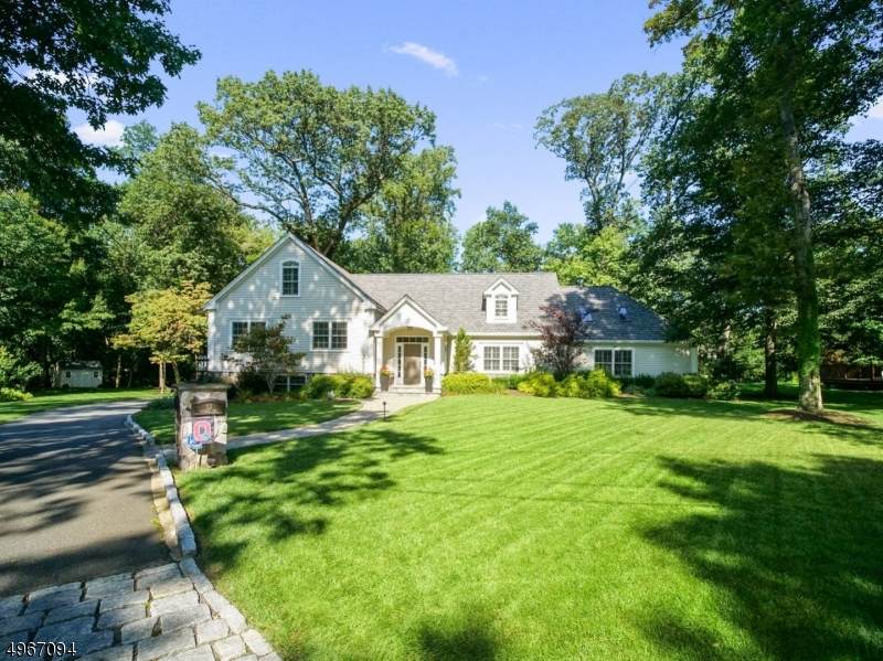12 Winding Way - Photo 1