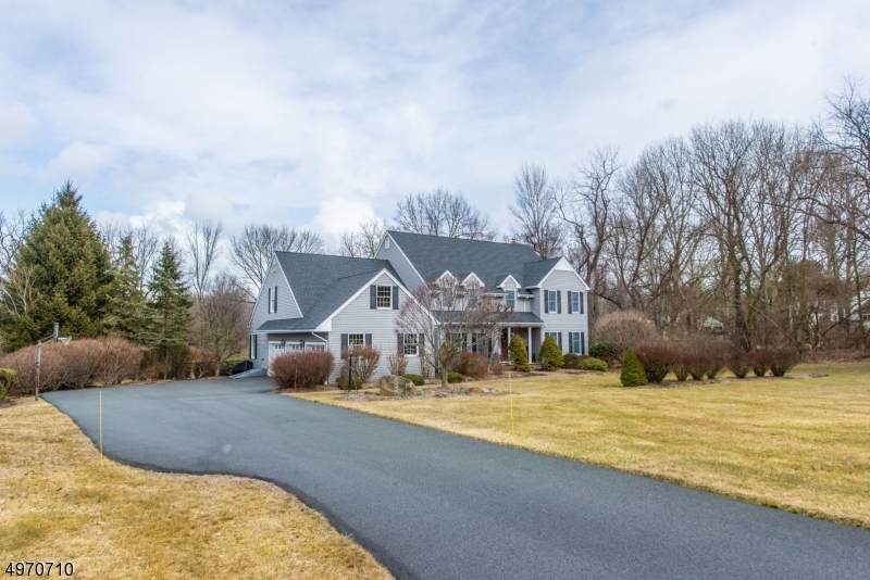 20 Cobblestone Ln - Photo 1