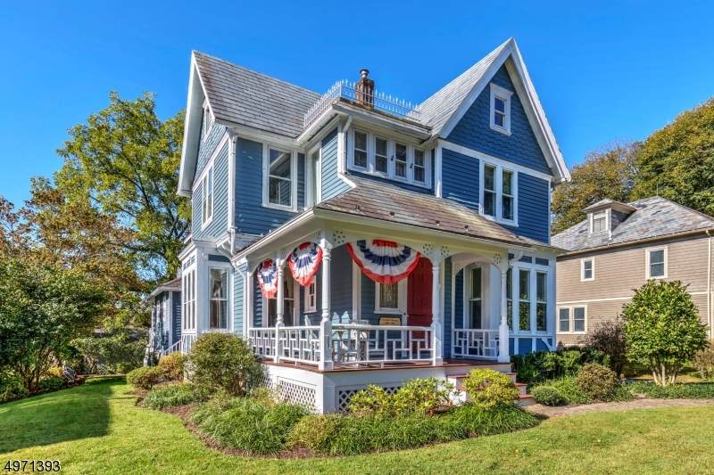 63 Main St - Photo 1