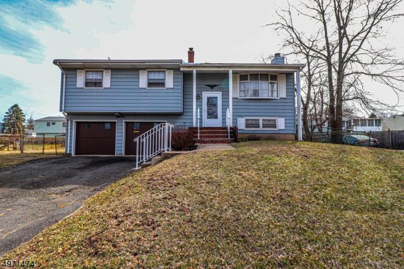 11 Montrose Rd - Photo 1