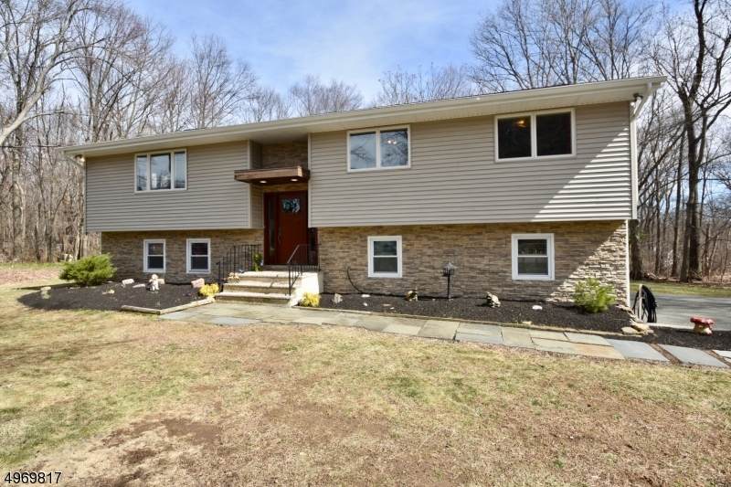 63 Upper Hibernia Rd - Photo 1