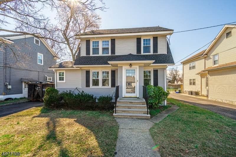 1135 Clinton Ter - Photo 1