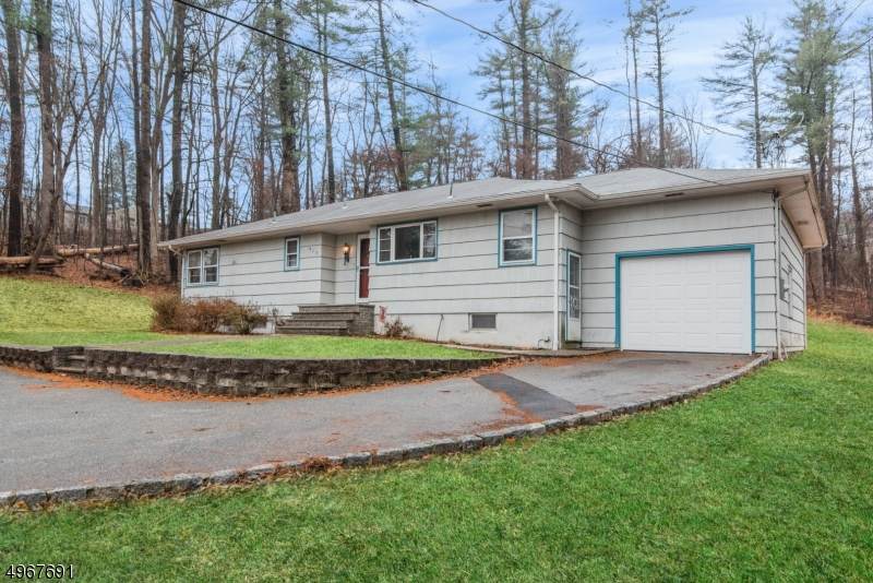 915 Union Valley Rd - Photo 1