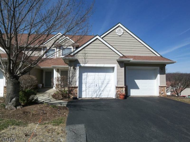 129 Bourne Ci - Photo 1