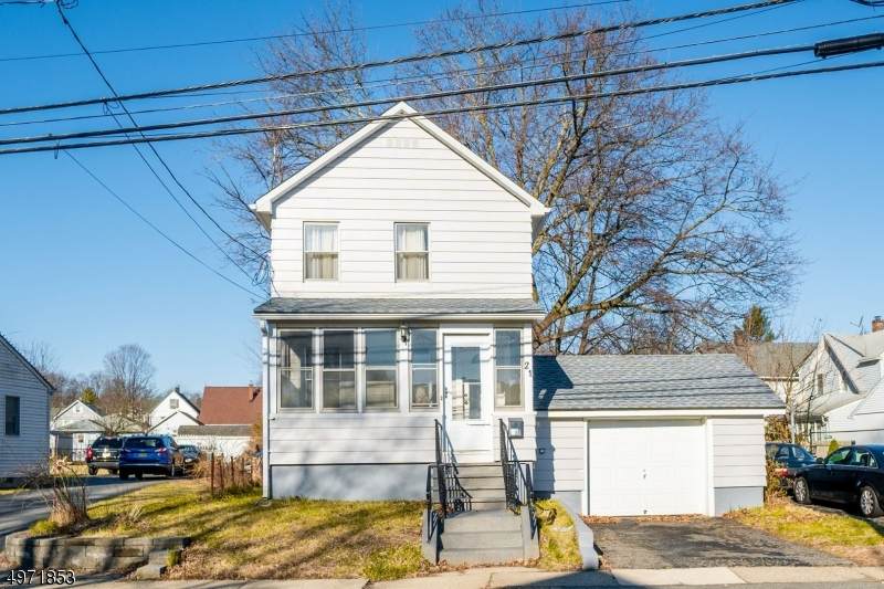 21 Union Ave - Photo 1