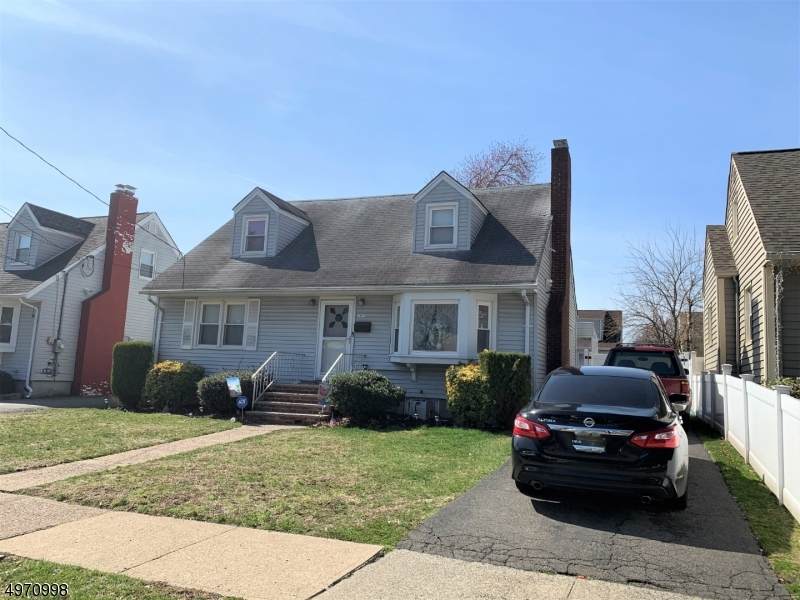 171 Emerson Ave - Photo 1