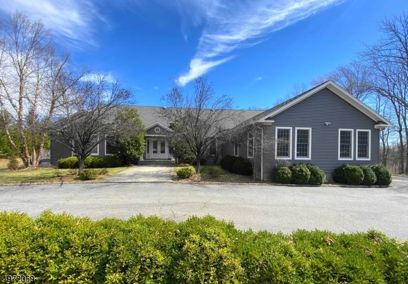 1193 S Beverwyck Rd - Photo 1