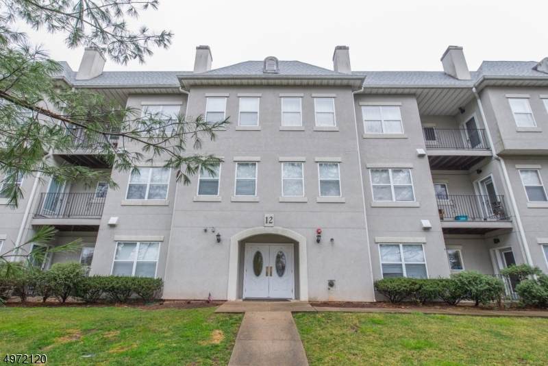 1202 Brittany Dr - Photo 1