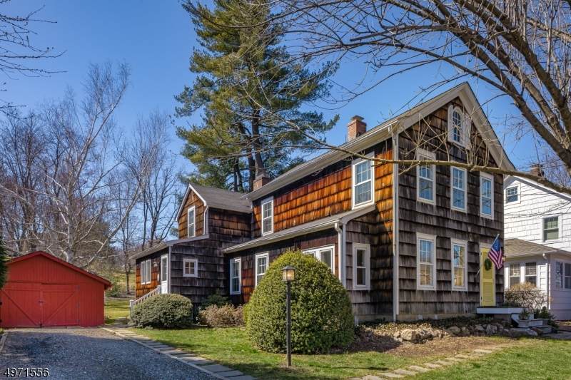 149 S Maple Ave - Photo 1