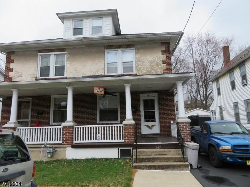 207 Irwin St - Photo 1 207 Irwin St - Photo 1