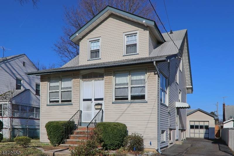 952 Moessner Ave - Photo 1