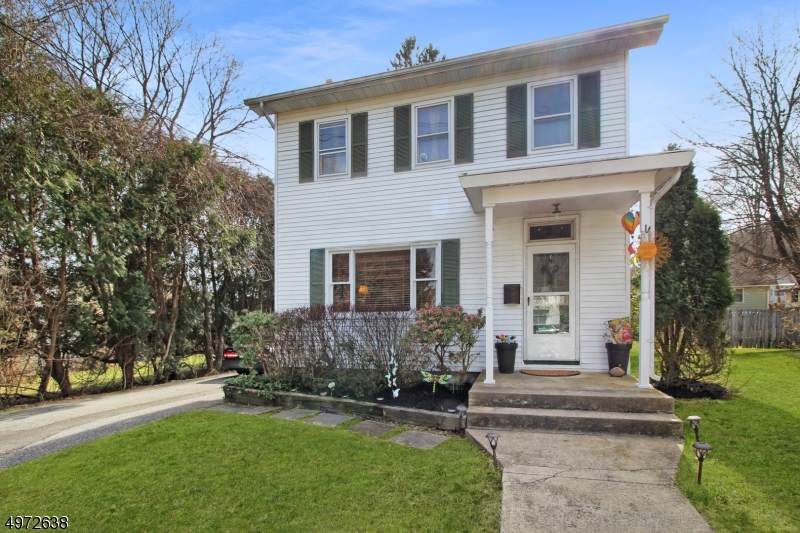 114 Harvey St - Photo 1